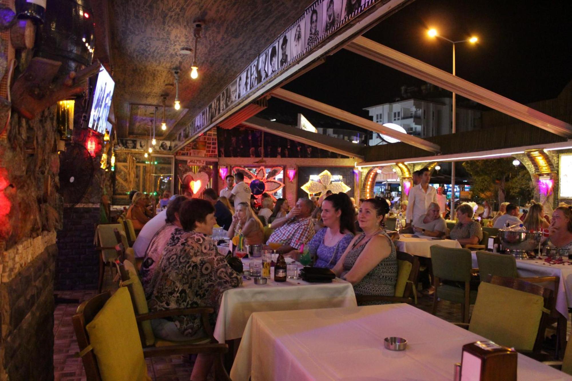 Hotel Mitos Аланя Екстериор снимка