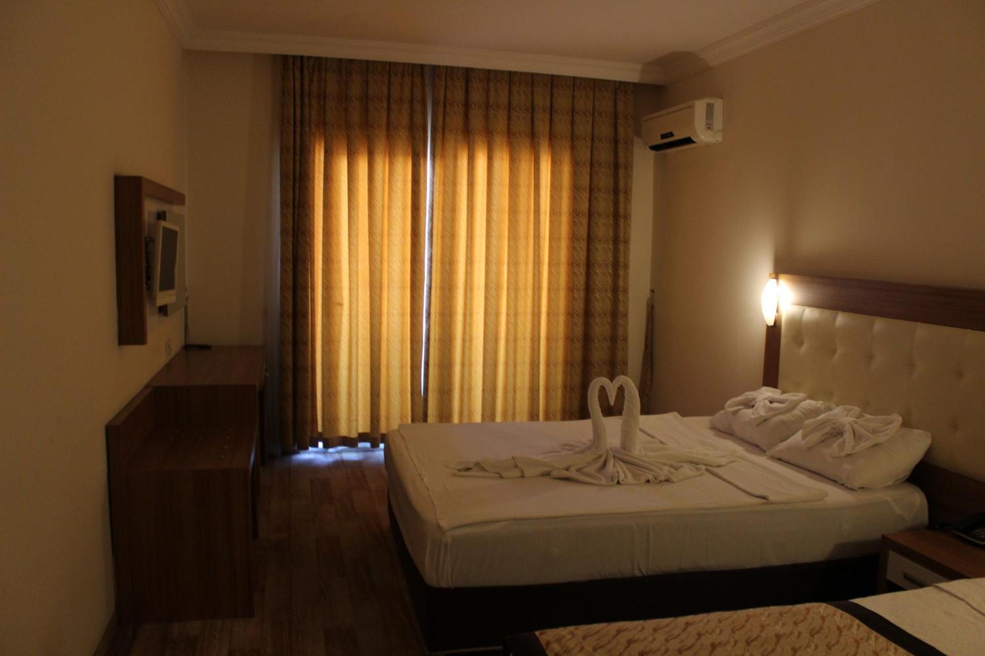 Hotel Mitos Аланя Екстериор снимка